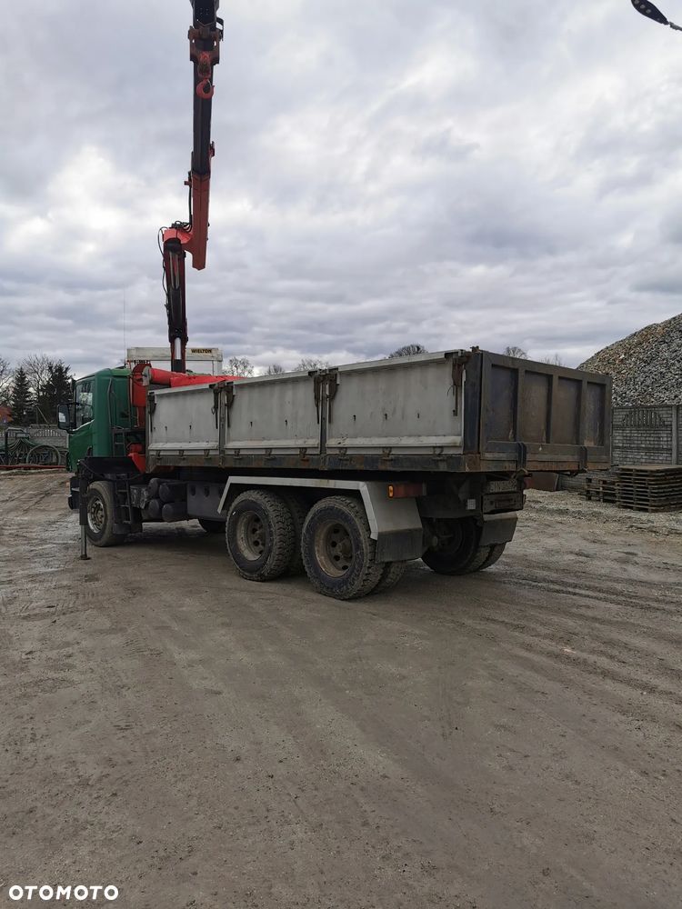 Scania 94C 260 HDS Palfinger + chwytak palet - 7