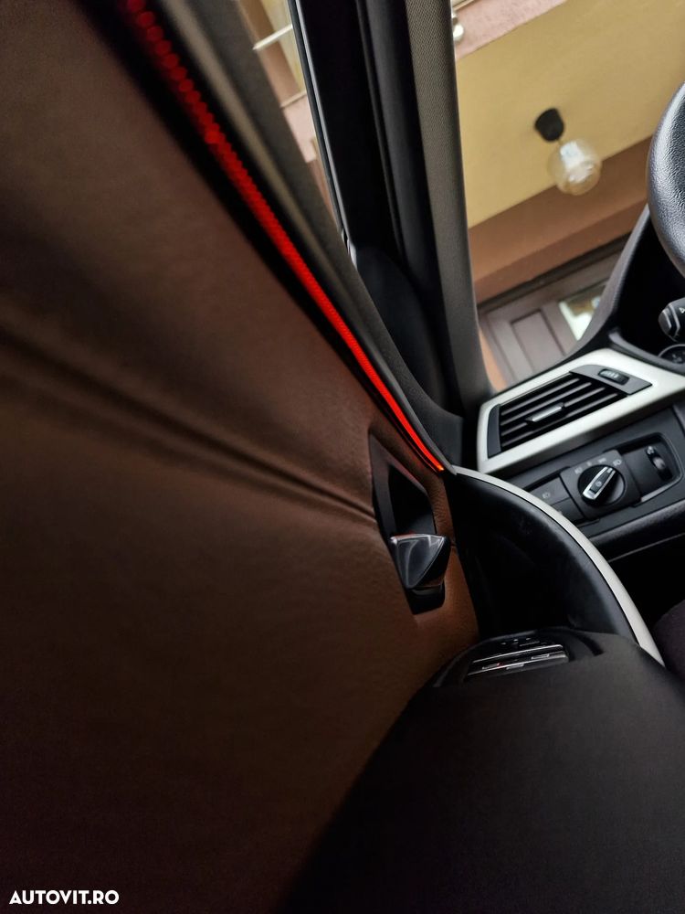 BMW Seria 3 320d Aut. Efficient Dynamics Edition Blue Perf. Luxury Line - 36