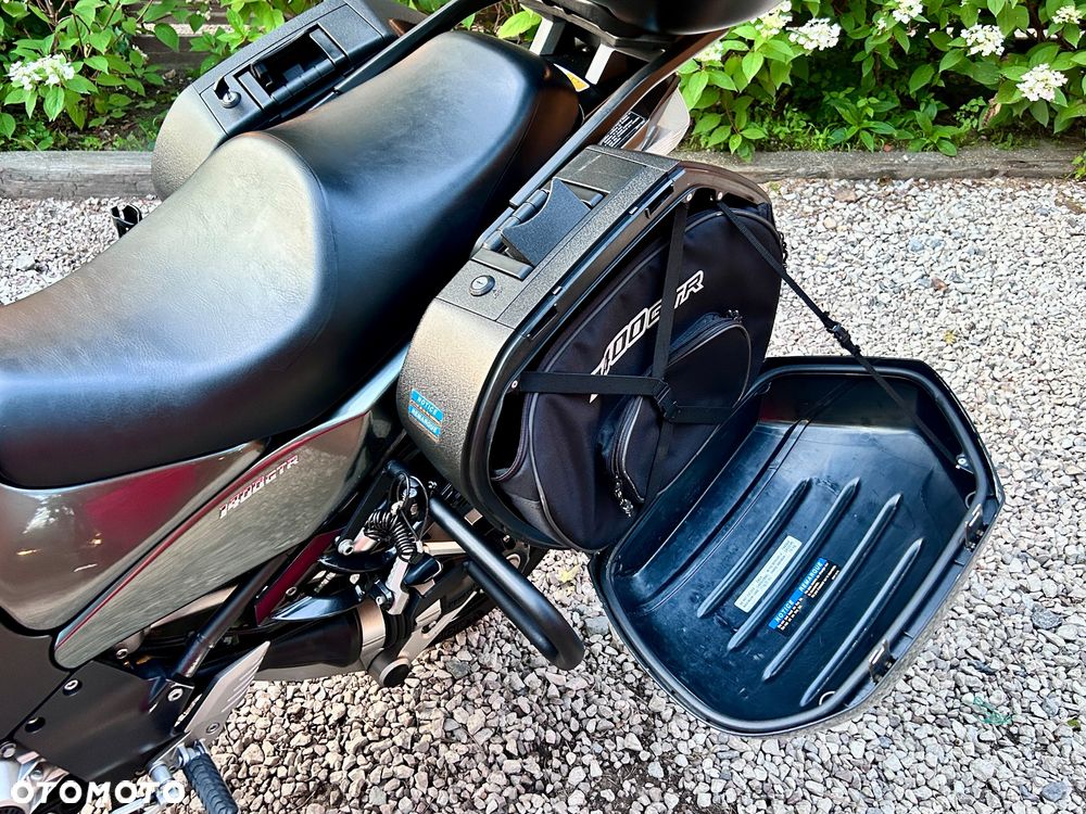 Kawasaki GTR - 20
