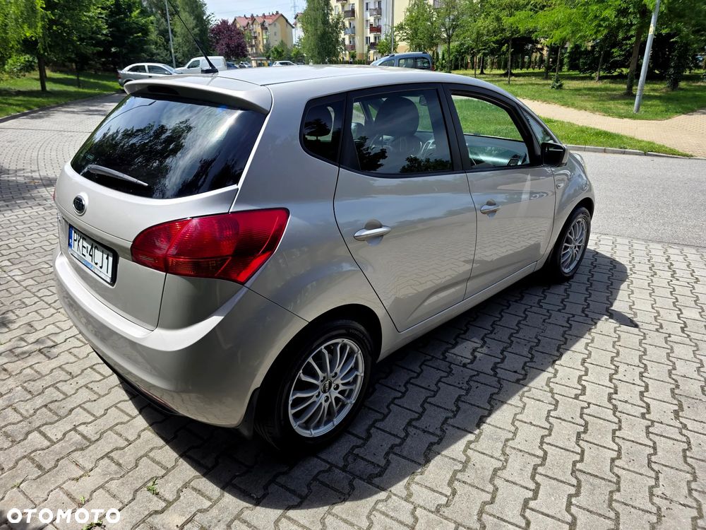 Kia Venga 1.4 L - 4