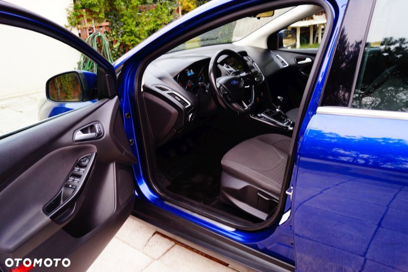 Ford Focus - 13