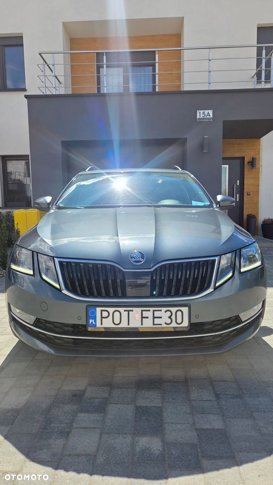 Skoda Octavia 2.0 TDI Style DSG - 1