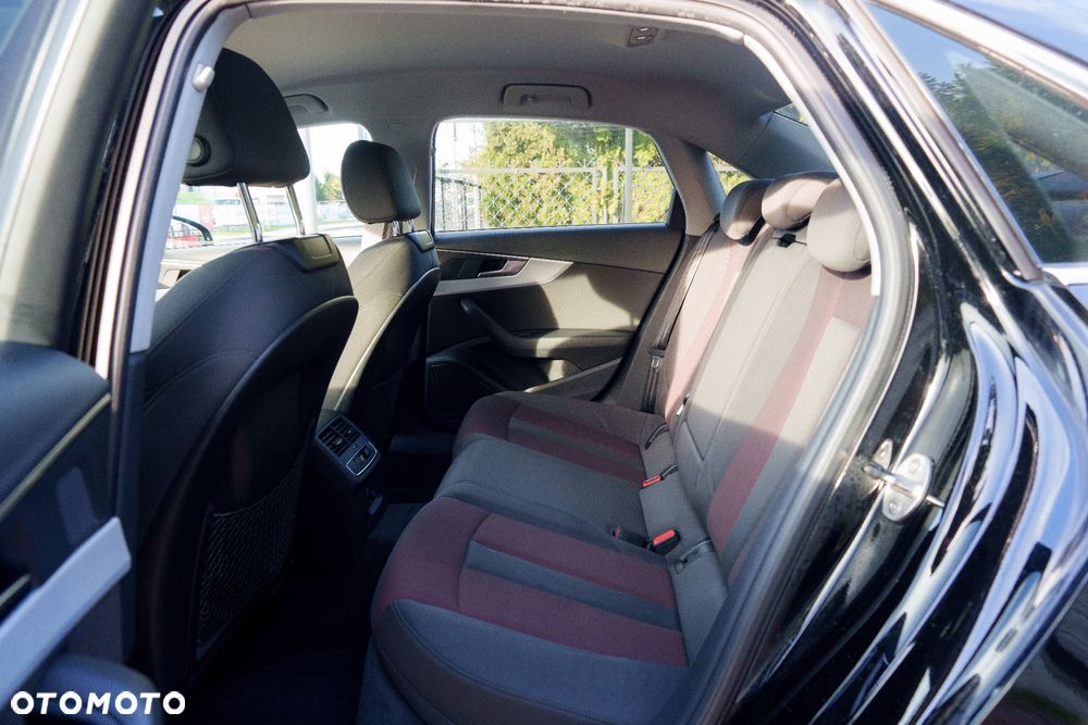 Audi A4 Limousine 2.0 TDI S tronic sport - 12