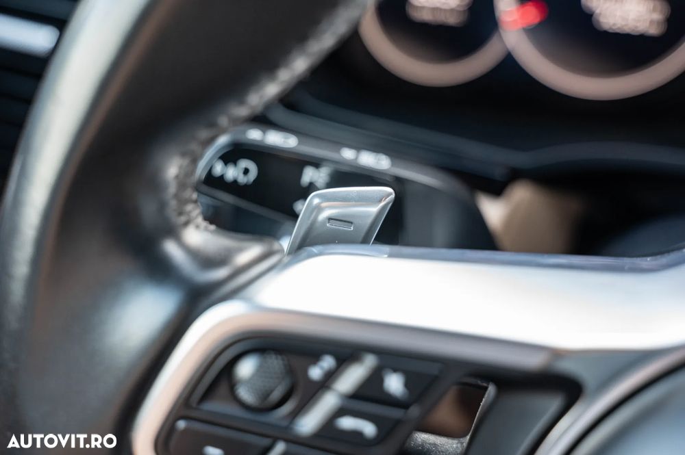 Porsche Cayenne Tiptronic S - 26