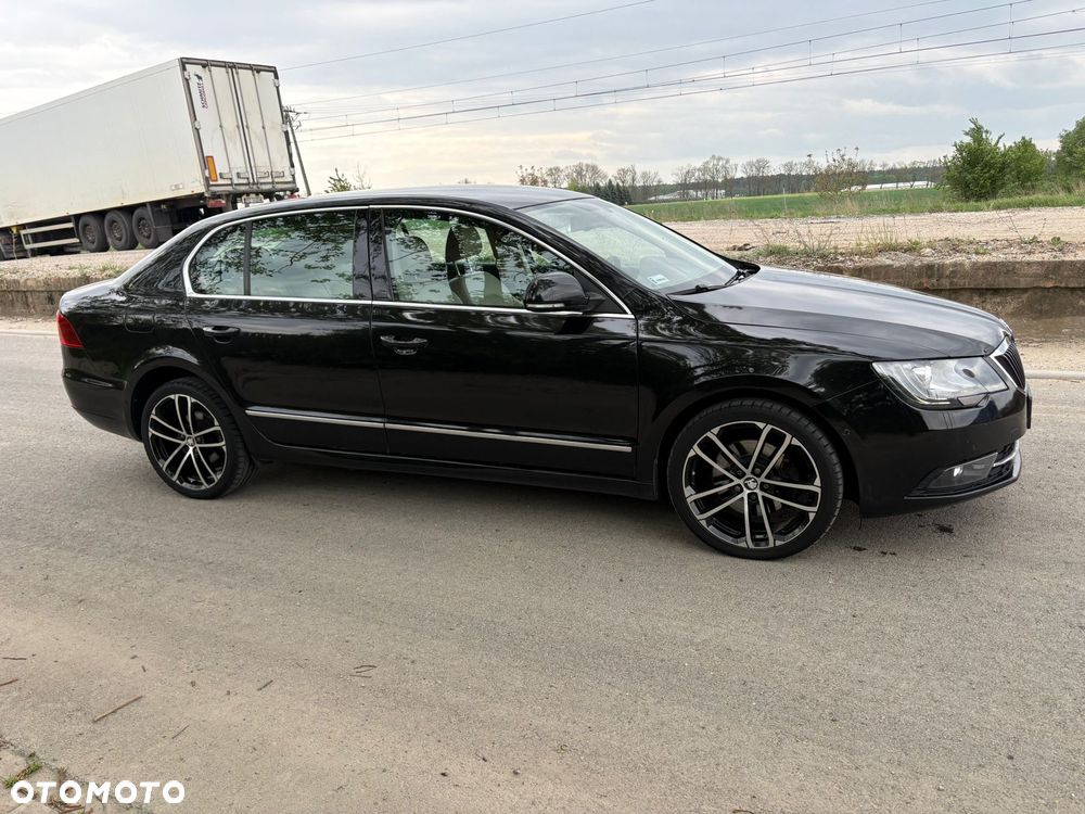Skoda Superb 2.0 TDI Platinum - 3