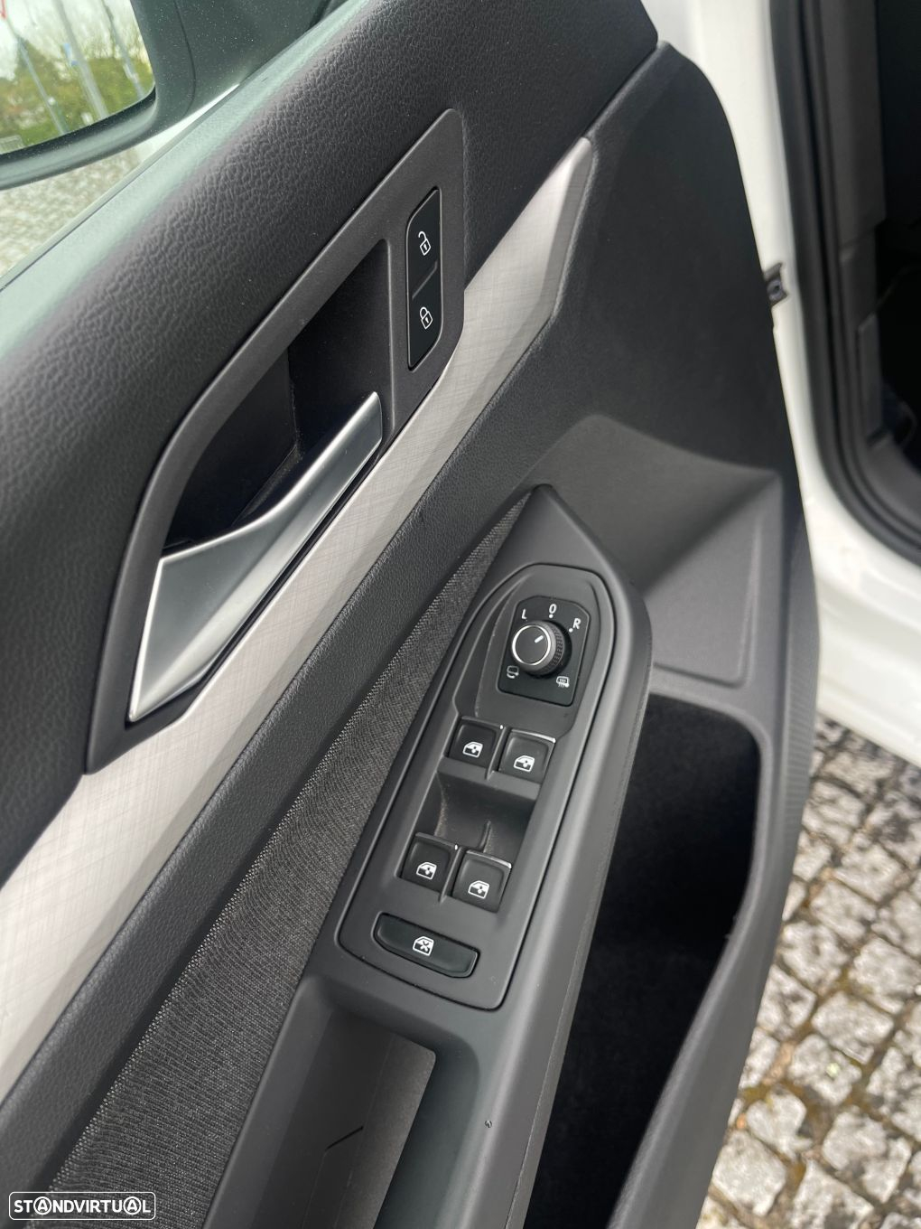 VW Golf 1.0 TSI Life - 40