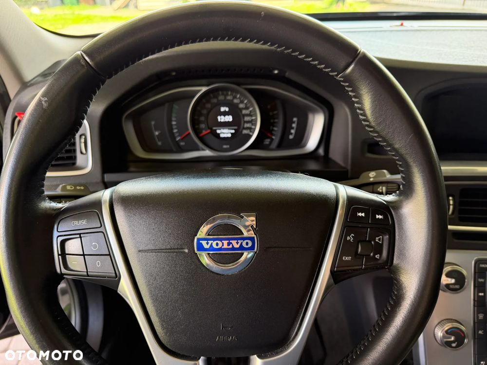 Volvo S60 T5 Drive-E Dynamic Edition (Momentum) - 15