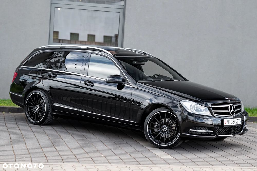 Mercedes-Benz Klasa C 250 CDI DPF Automatik BlueEFFICIENCY Special Edition - 3