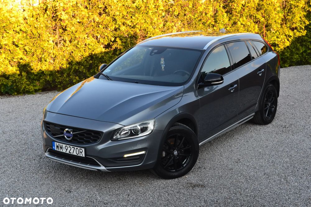 Volvo V60 Cross Country D4 Drive-E Momentum - 11