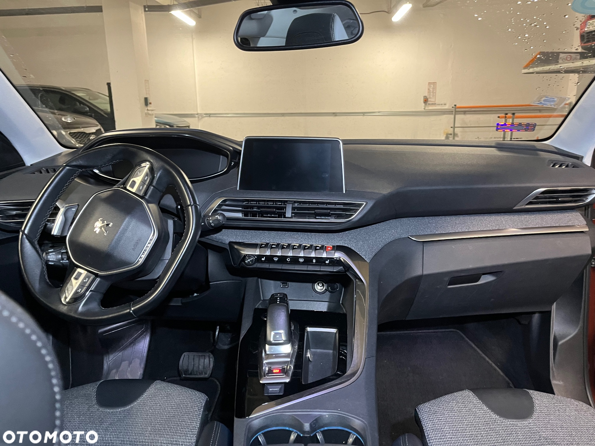 Peugeot 3008 1.2 PureTech Allure S&S EAT6 - 8