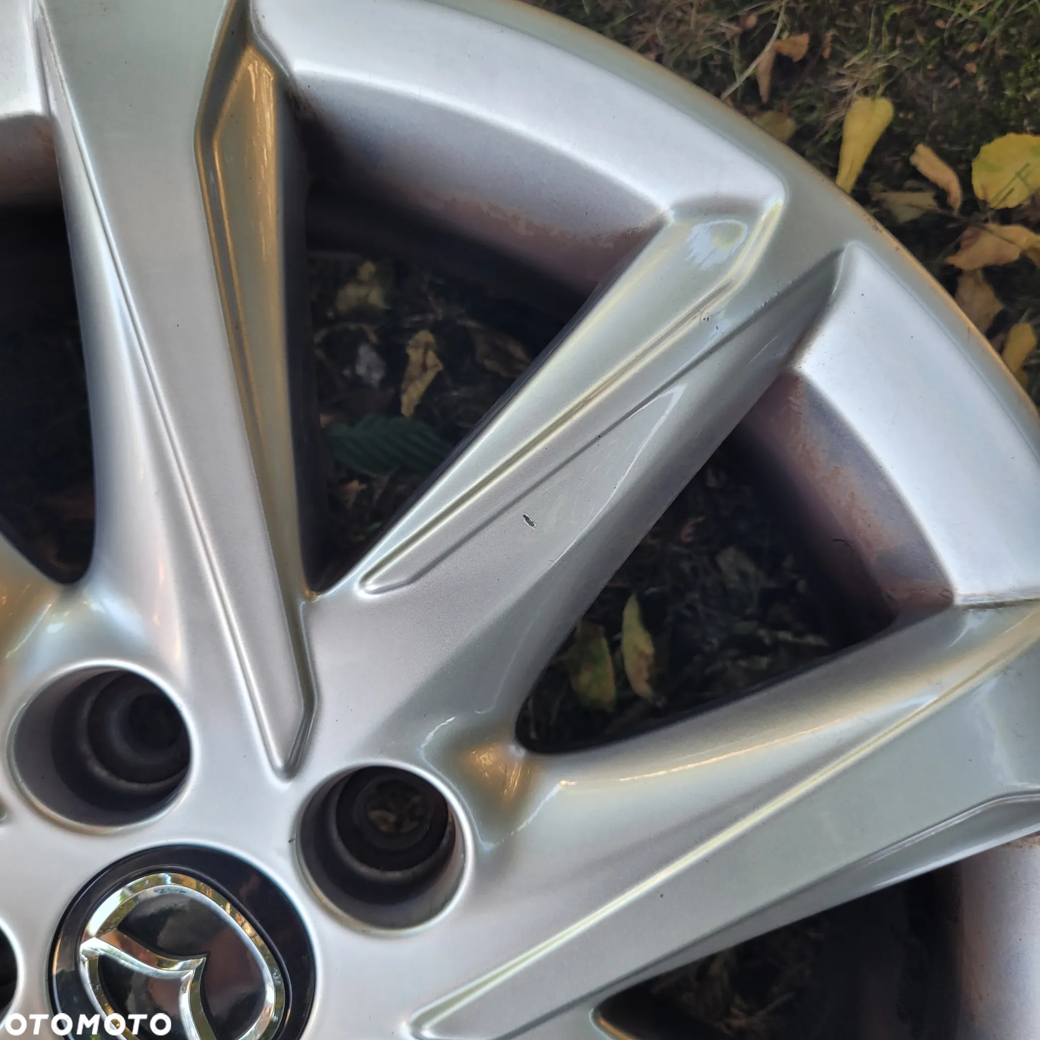 FELGI MAZDA CX-5 ET45 5x114,3 KB8M V3 810 - 8