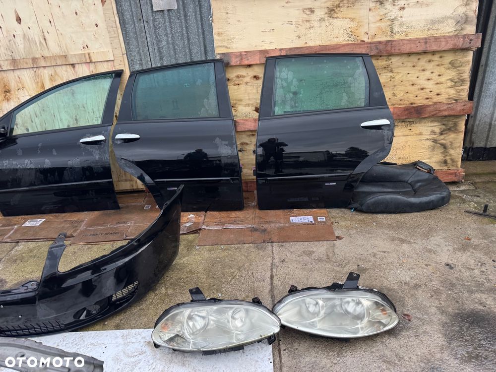 Fiat croma  zderzak przedni przód drzwi prawe lewe przód ty przednie tylne belka przód przednia maska klapa tył klapa bagażnika lampy przednie - 5