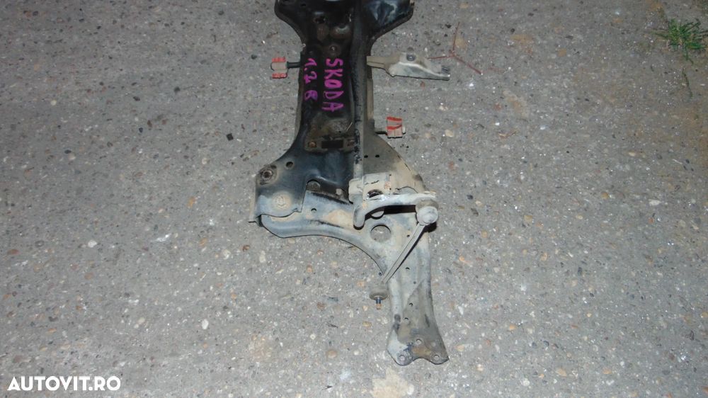 Jug motor Skoda Rapid 1.2 benzina an 2012 - 3