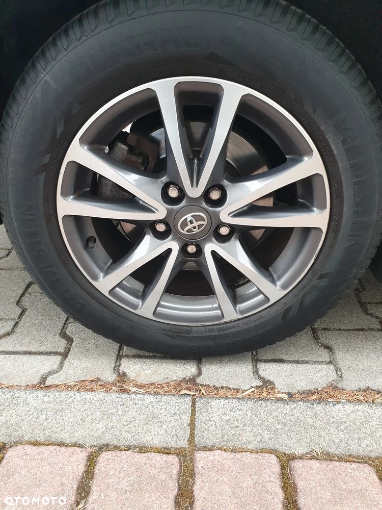 Toyota Avensis Touring Sports 1.8 Edition S+ - 40