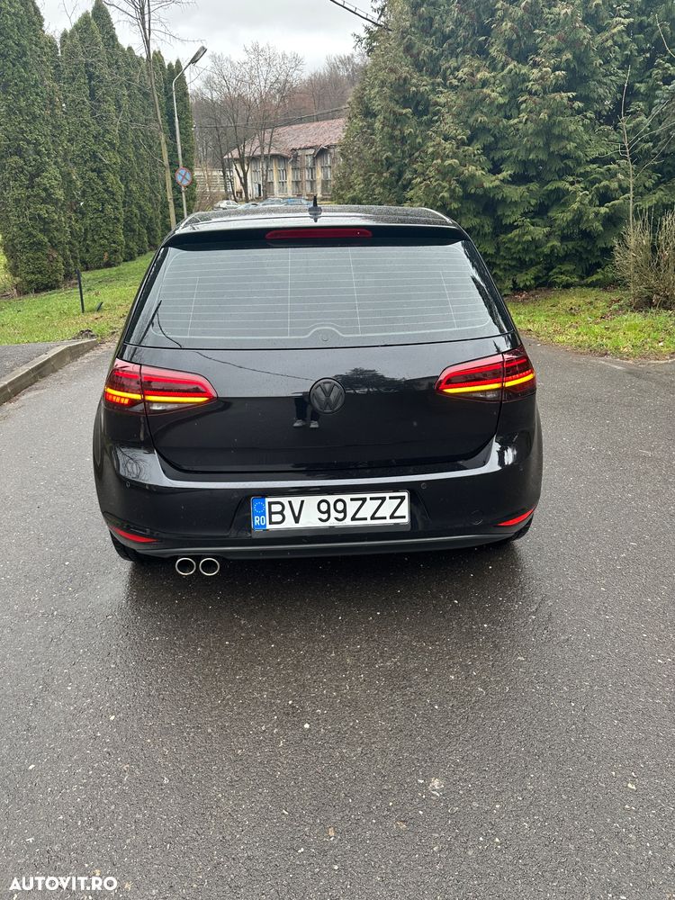 Volkswagen Golf 2.0 TDI DPF BMT Comfortline - 9