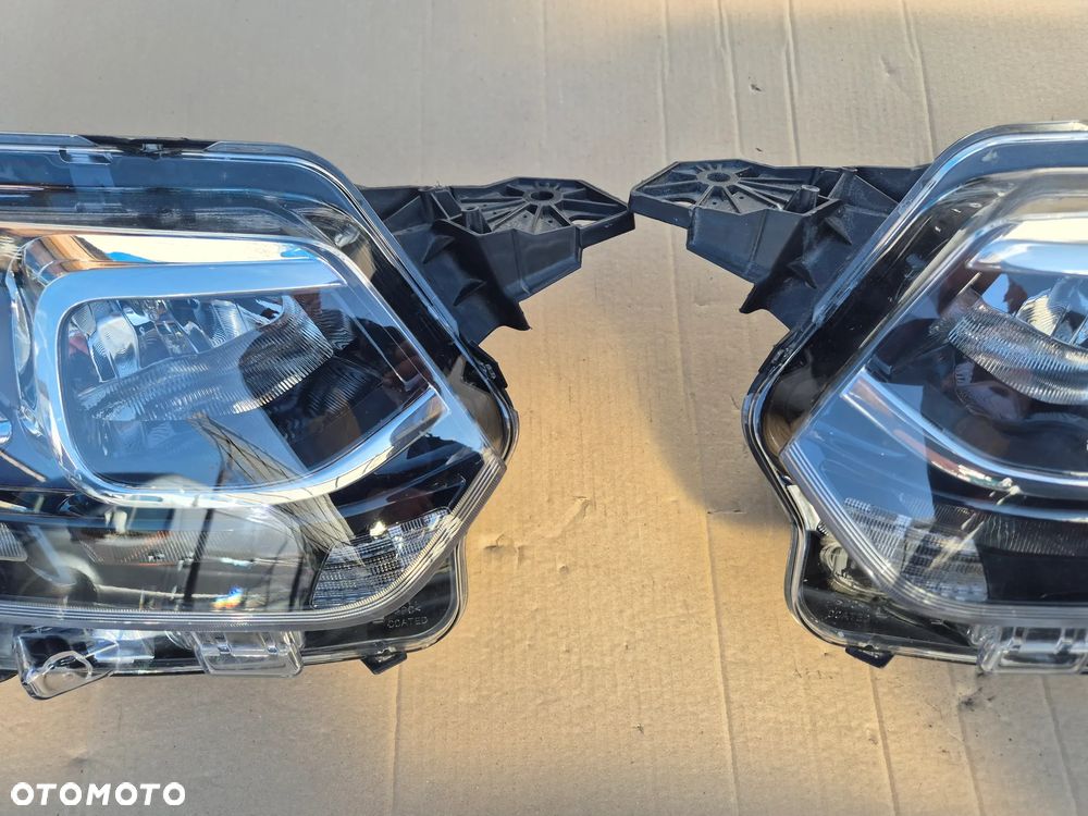 Citroen Berlingo 3 lampa prawa i lewa.Valeo. 2018- - 2