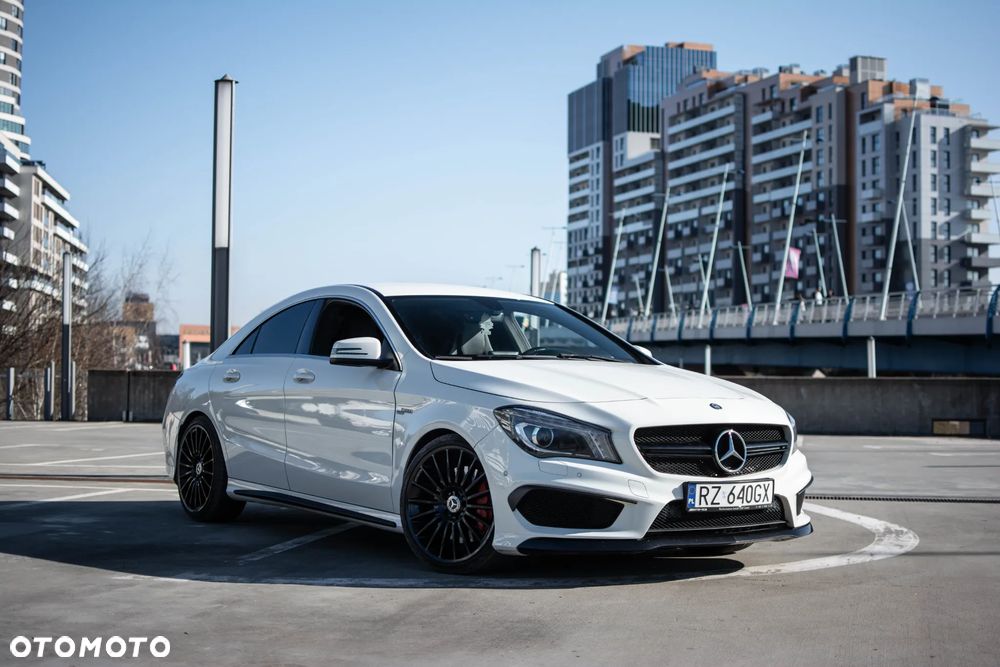 Mercedes-Benz CLA - 1