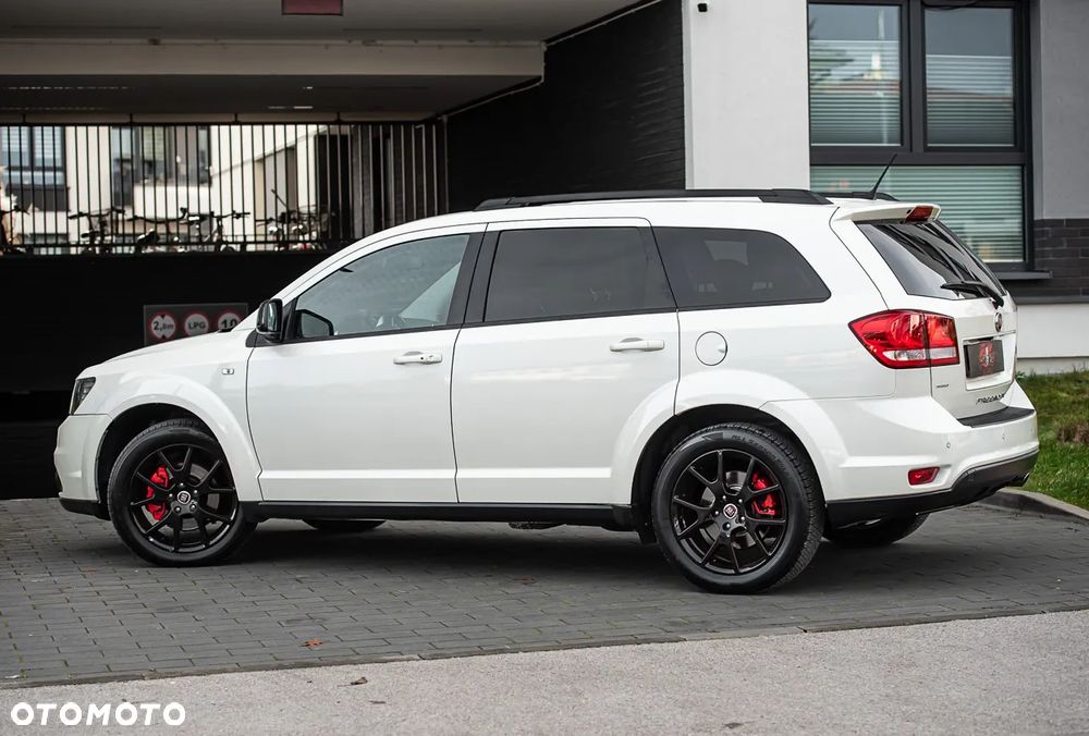 Fiat Freemont 2.0 Multijet 16V DPF Automatik Allrad Black Code - 11