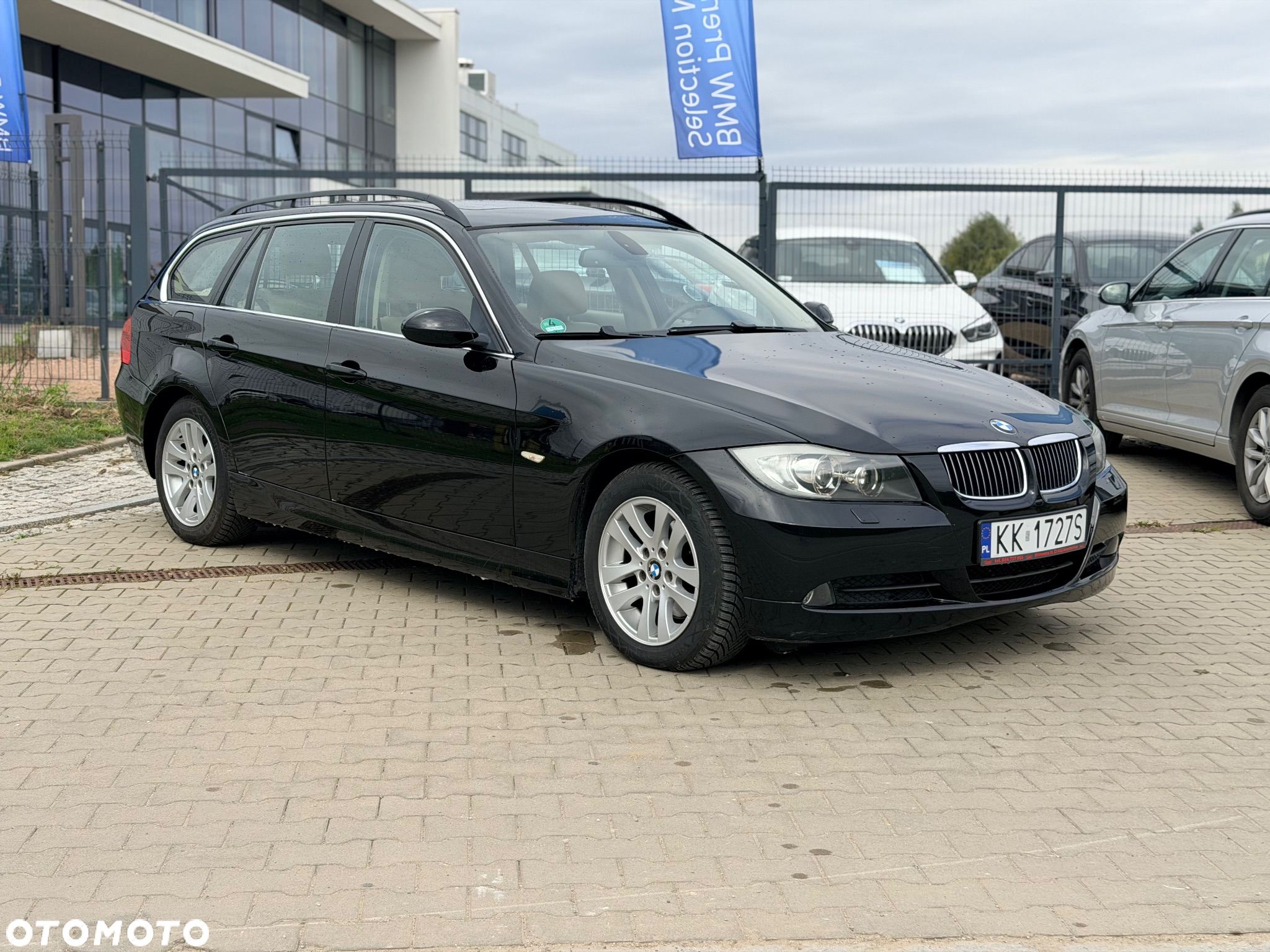 BMW Seria 3 325i - 38
