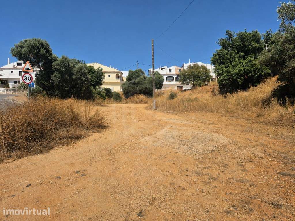 Terreno com viabilidade de construção para 4 moradias, Quinta de Sã... - Grande imagem: 2/14