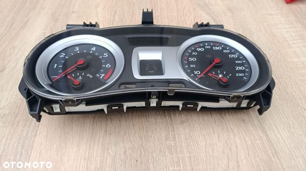 LICZNIK ZEGARY OBROTOMIERZ RENAULT CLIO III 3 1.2B 8200305019-F - 2