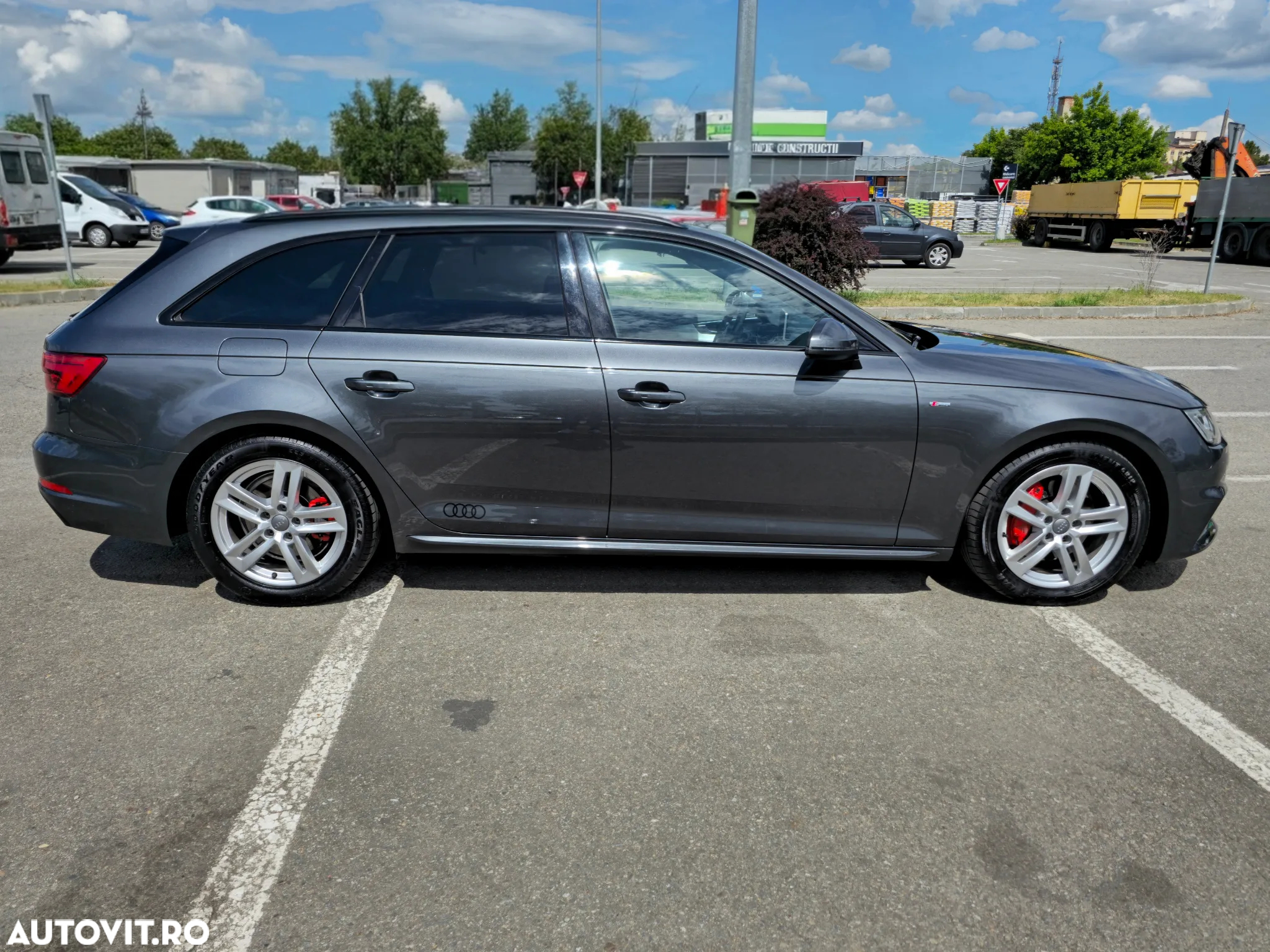 Audi A4 Avant 40 TDI S tronic S line - 2