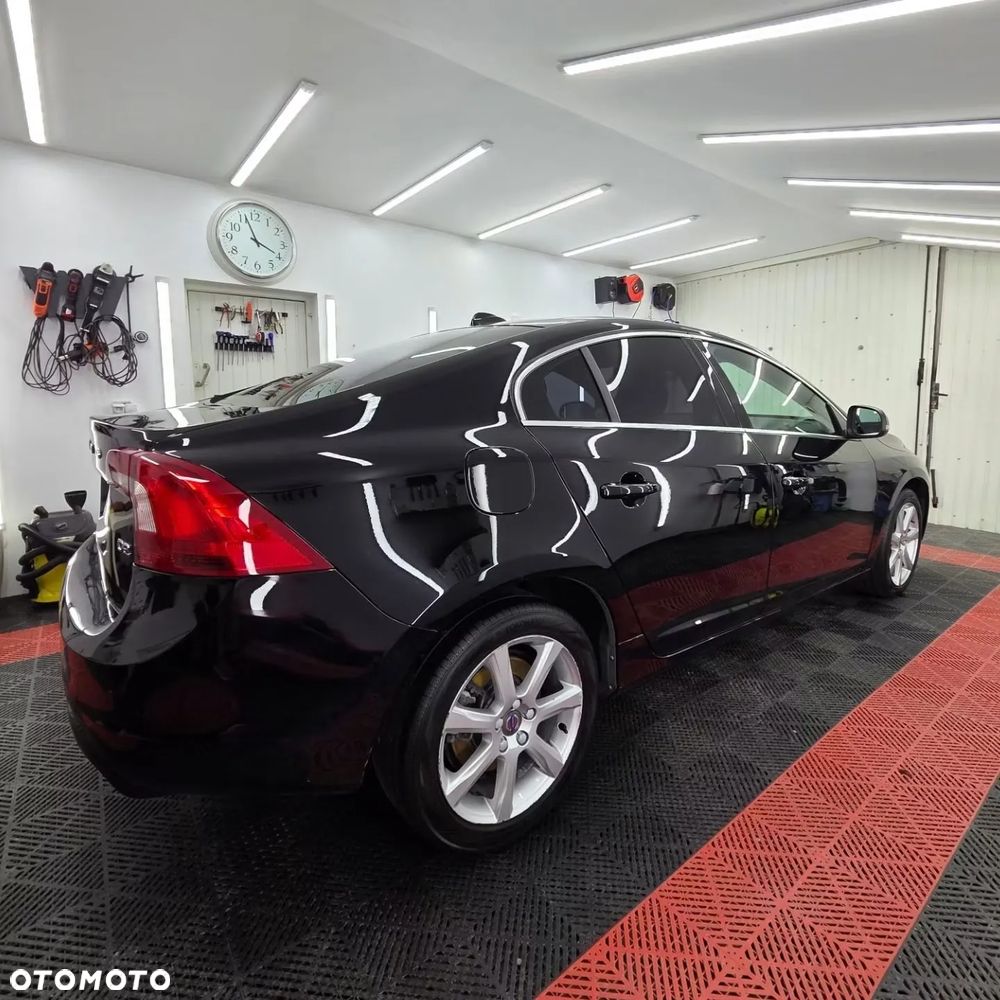 Volvo S60 D2 Drive-E Momentum - 20