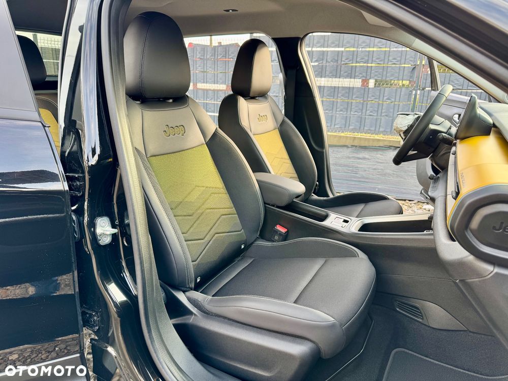 Jeep Avenger 54kWh - 16