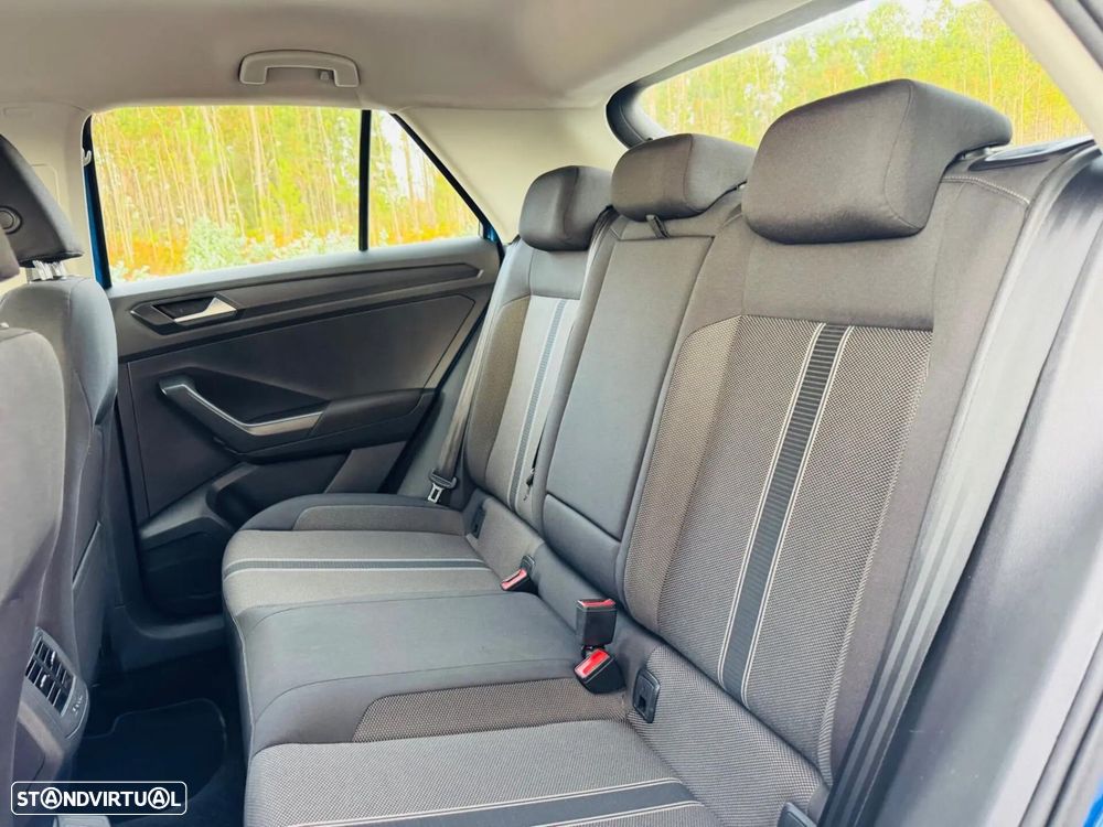 VW T-Roc 1.0 TSI Style - 37