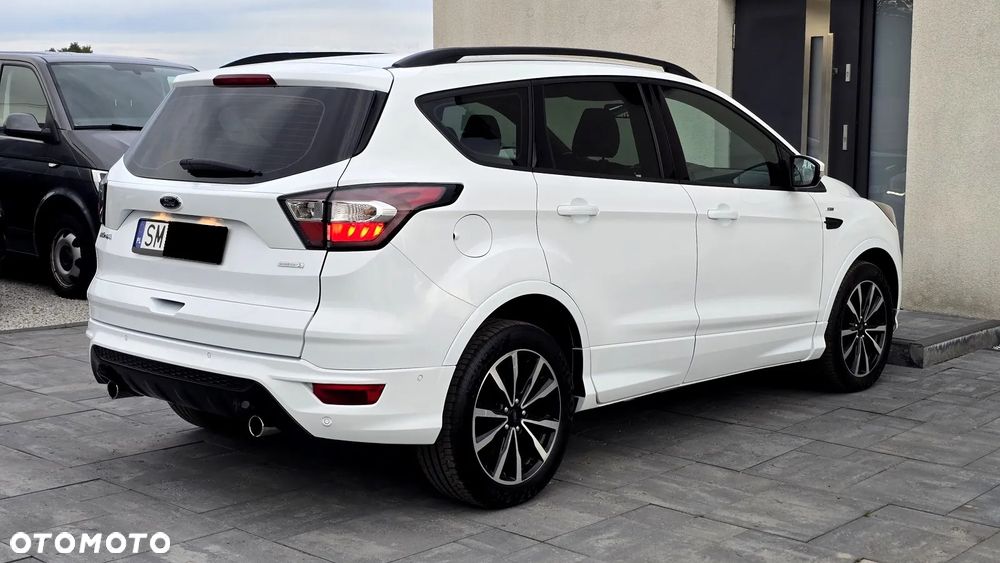 Ford Kuga 1.5 EcoBoost 2x4 ST-Line - 18