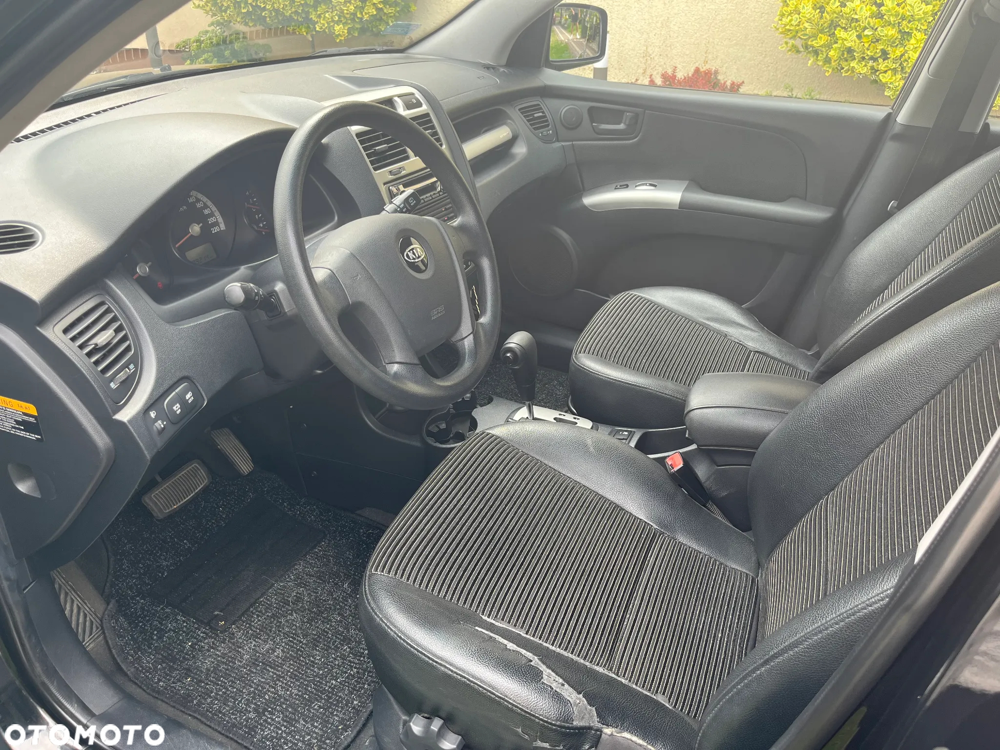 Kia Sportage 2.0 CRDi (lea kom) - 14
