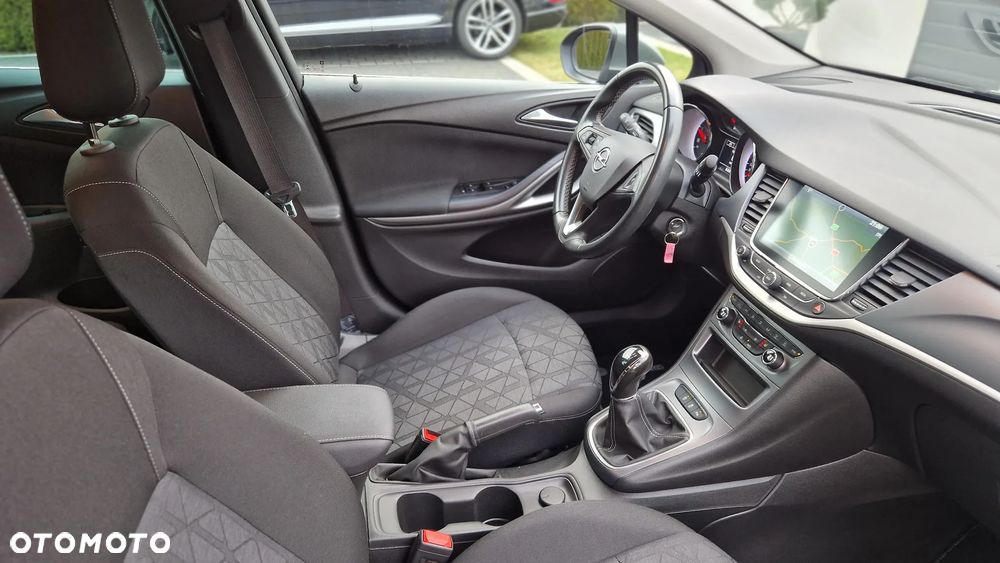 Opel Astra 1.6 D Start/Stop 120 Jahre - 11