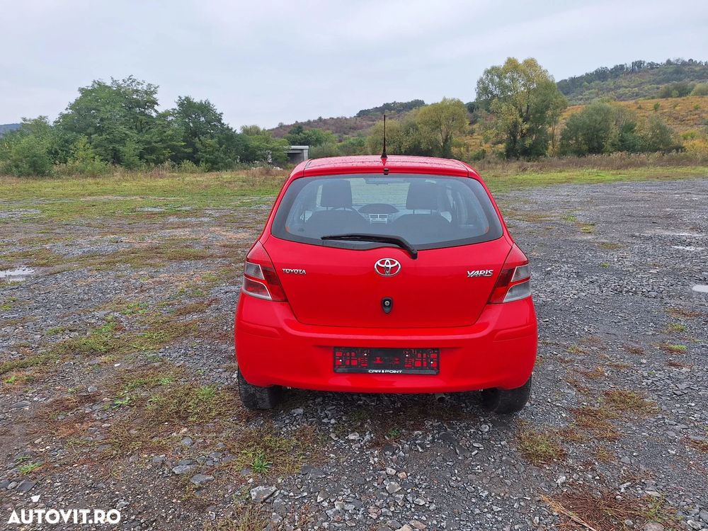 Toyota Yaris 1.3 VVT-i Multidrive S Luna - 10