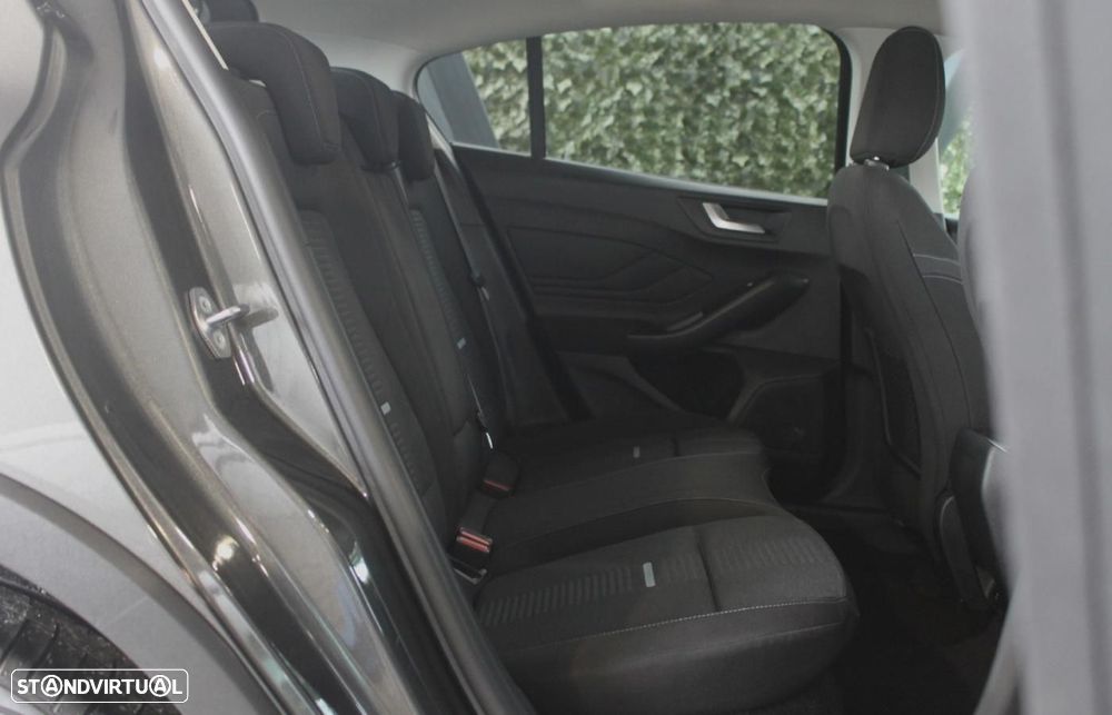 Ford Focus 1.0 EcoBoost MHEV Active X - 13