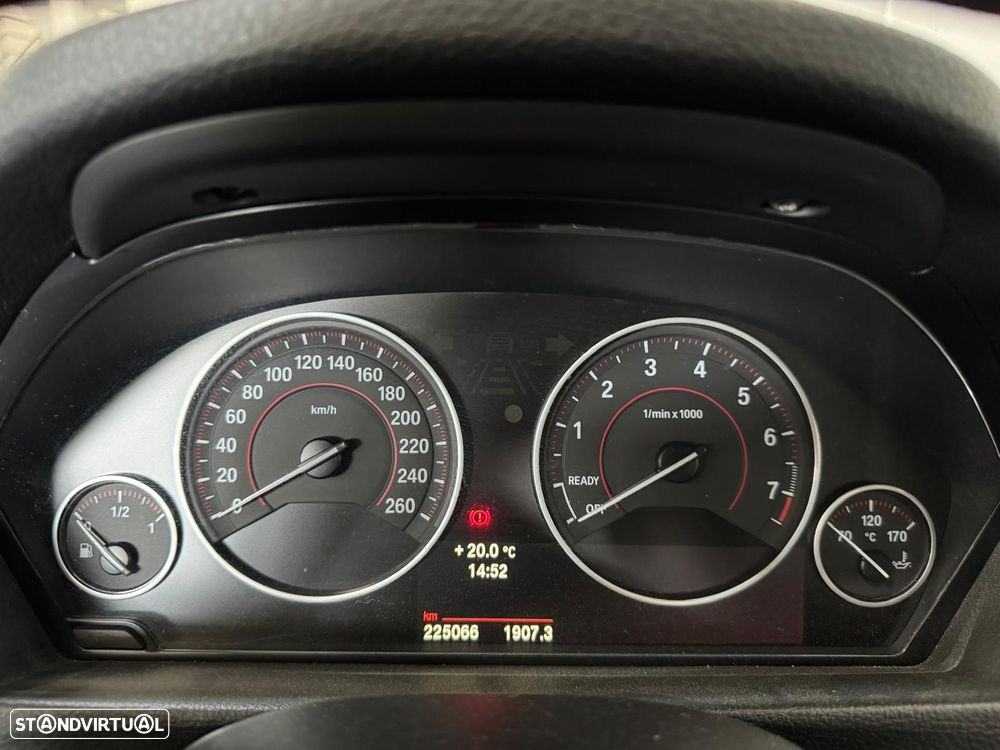 BMW 328 i Auto Pack M - 37