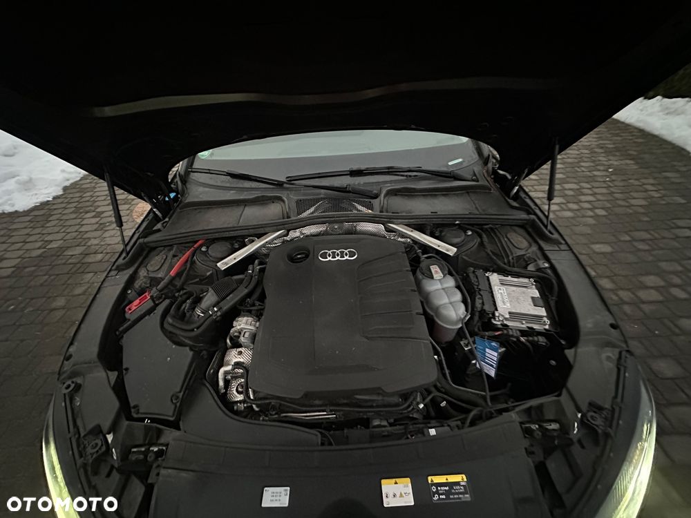Audi A4 Avant 40 TDI quattro S tronic - 19