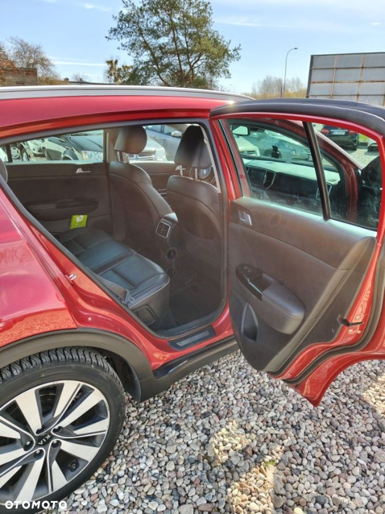 Kia Sportage - 16
