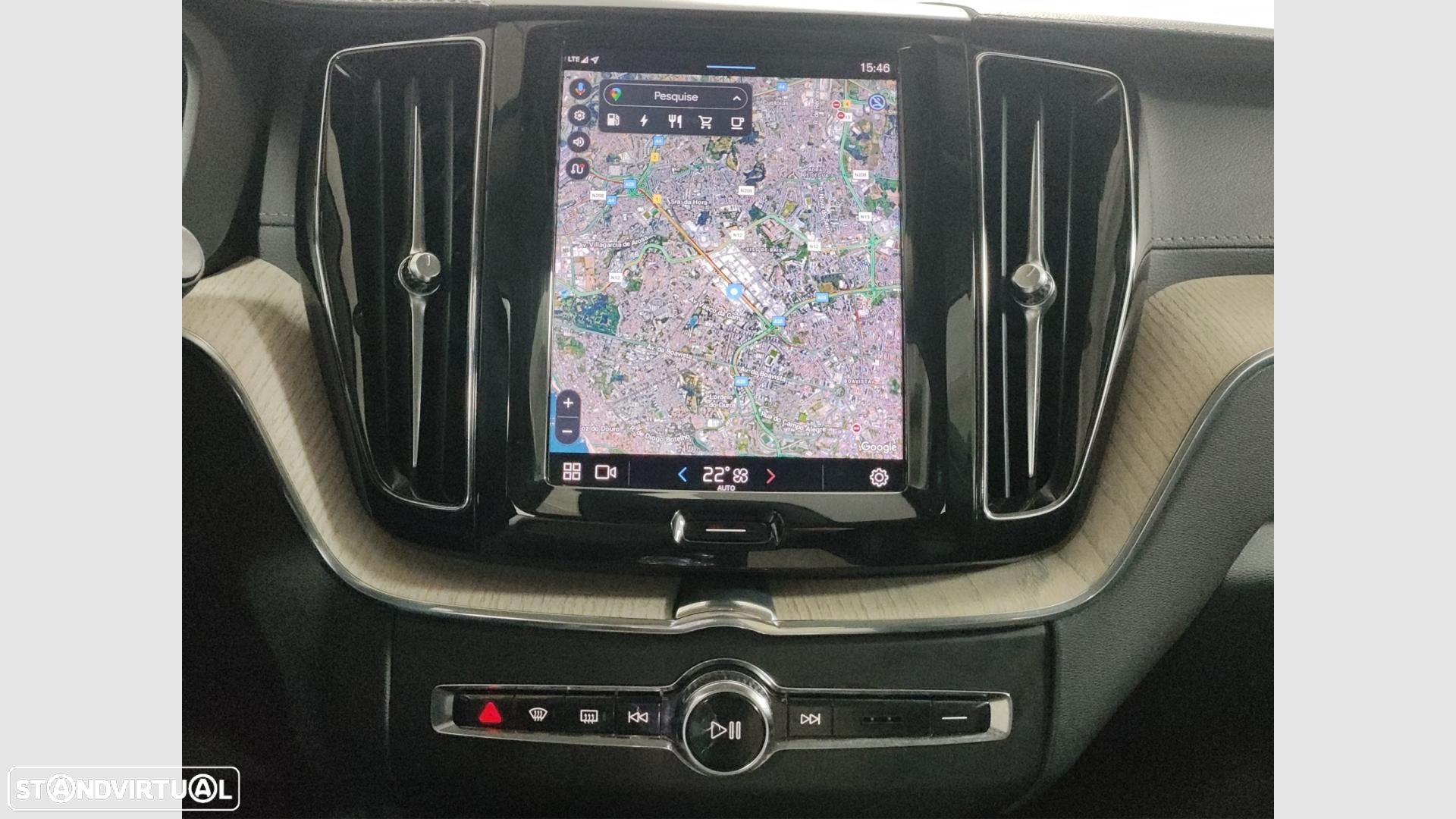 Volvo XC 60 2.0 T6 PHEV Inscription AWD - 14
