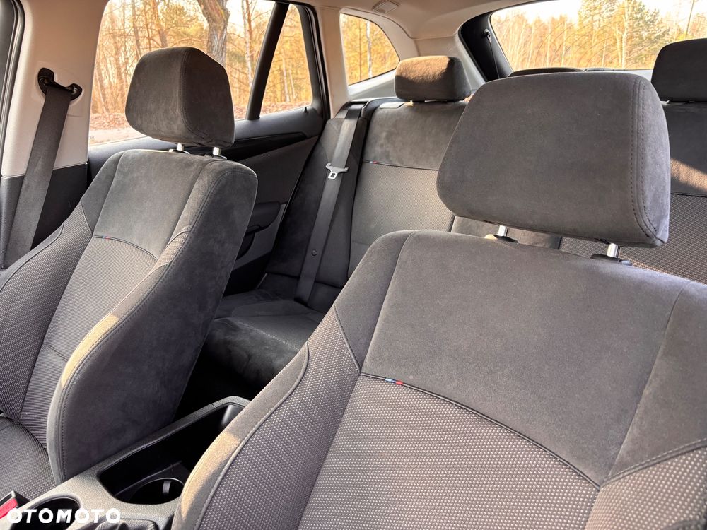 BMW X1 xDrive18d Sport Line - 10