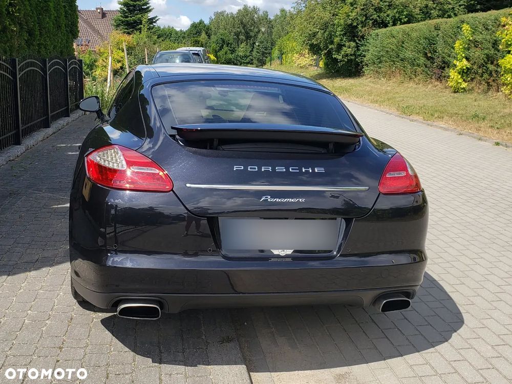 Porsche Panamera - 3