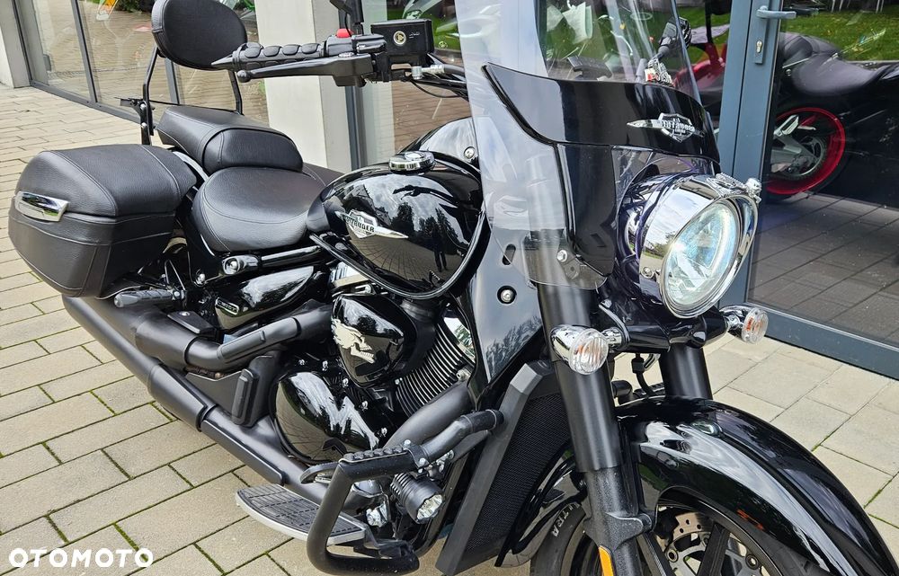Suzuki Intruder - 25
