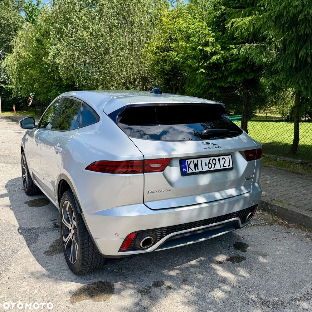 Jaguar E-Pace P300 AWD R-Dynamic S - 5