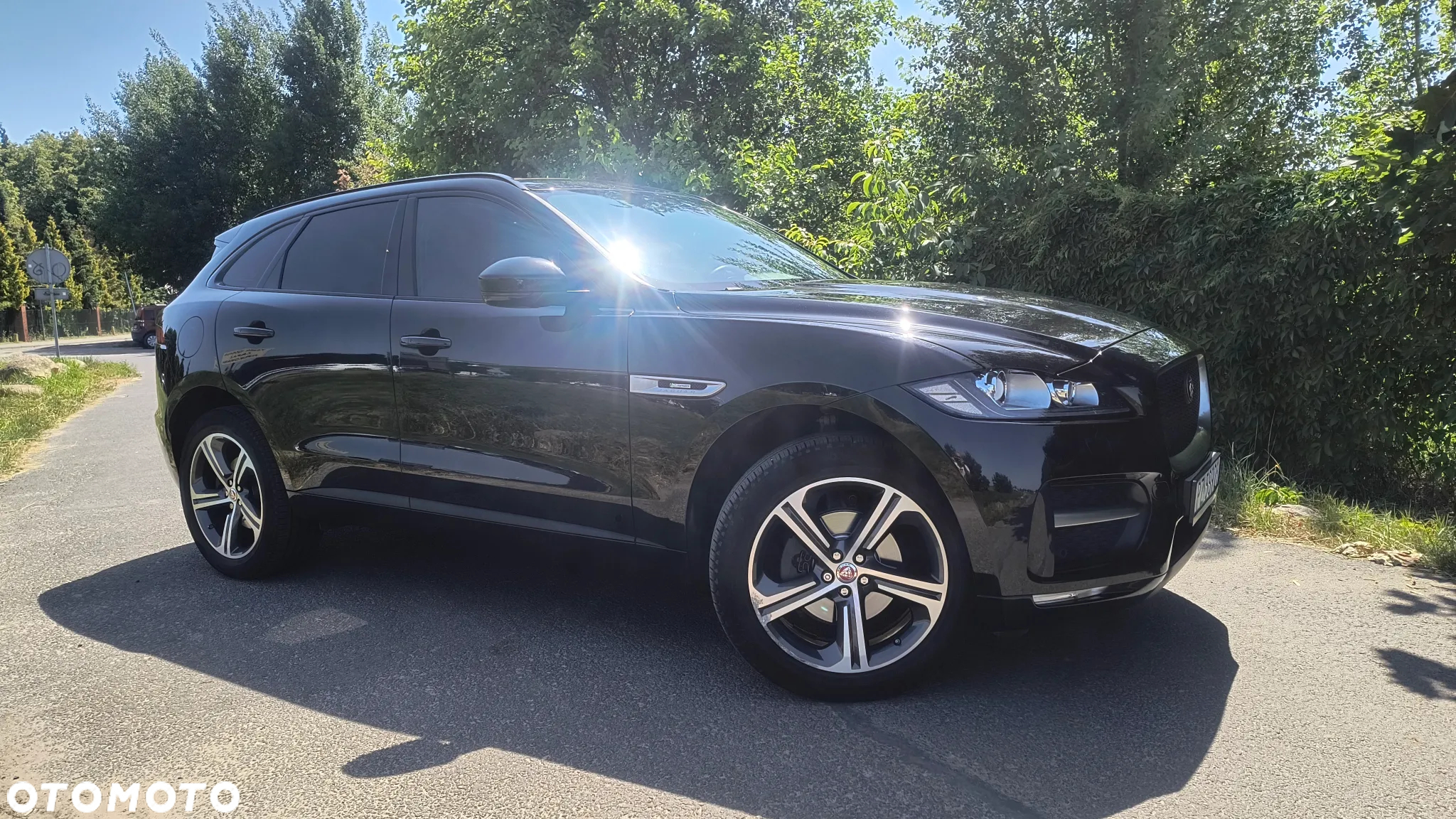 Jaguar F-Pace 20d AWD R-Sport - 2
