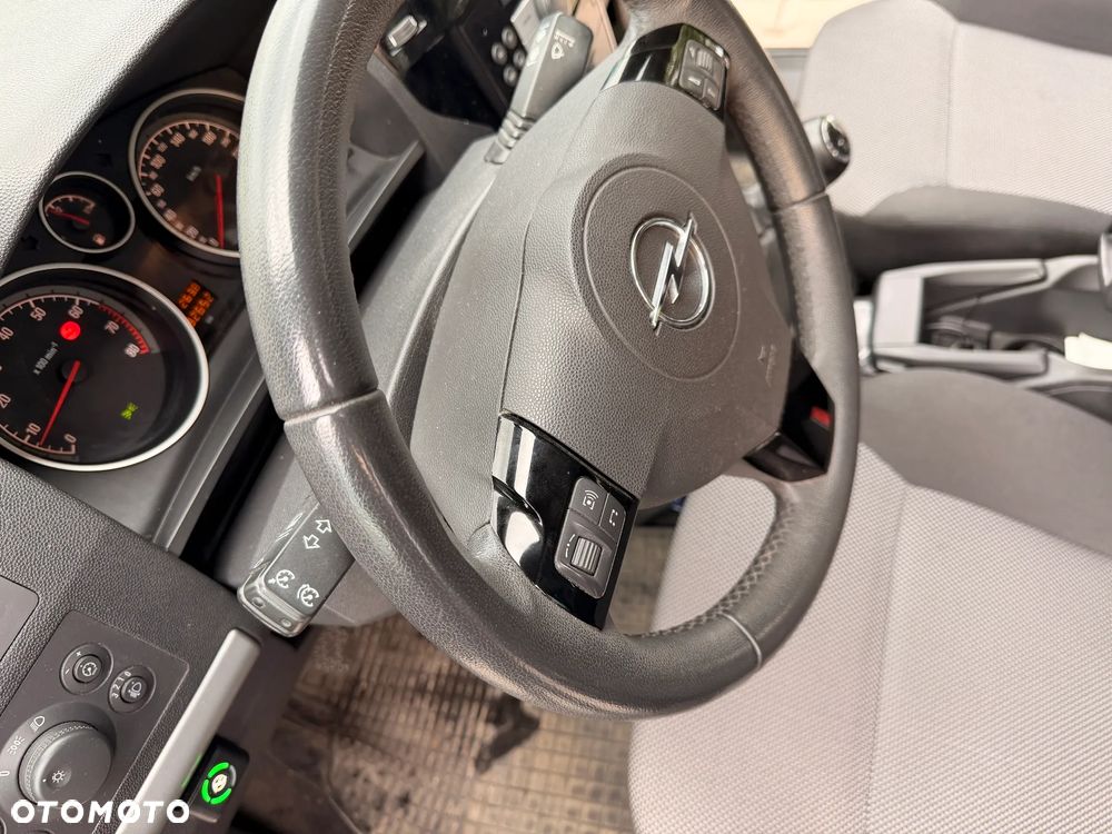 Opel Zafira 1.8 Family - 37