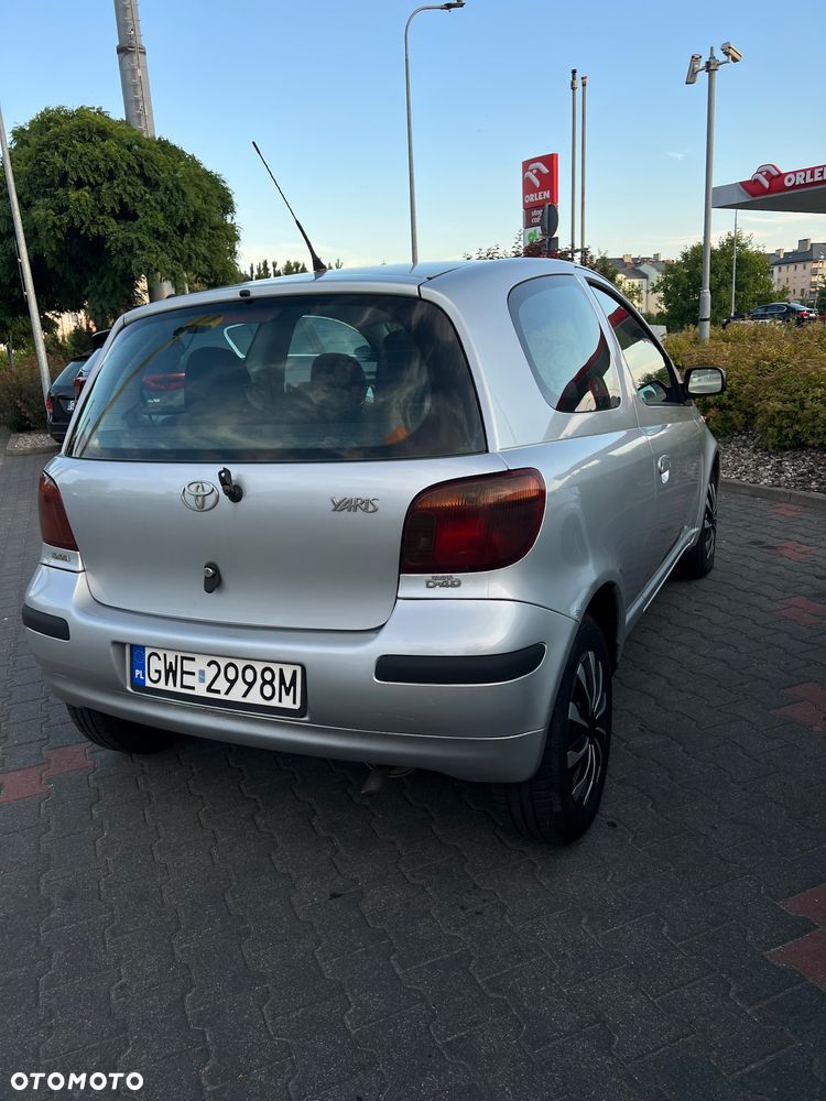 Toyota Yaris 1.4 D-4D Sol - 4