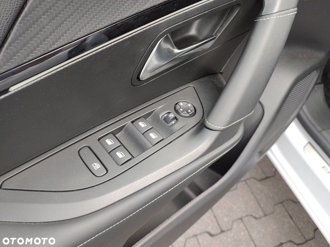 Peugeot 2008 1.2 PureTech GT S&S EAT8 - 12