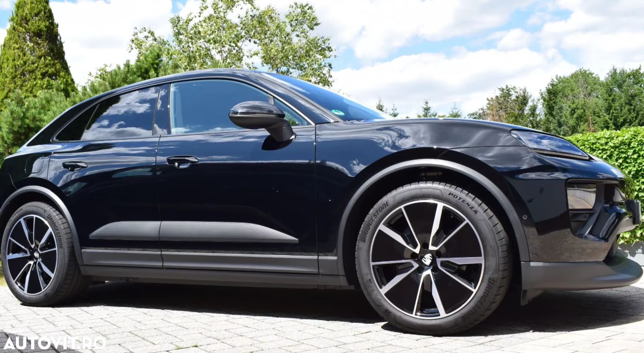 Porsche Macan 100 kWh - 1