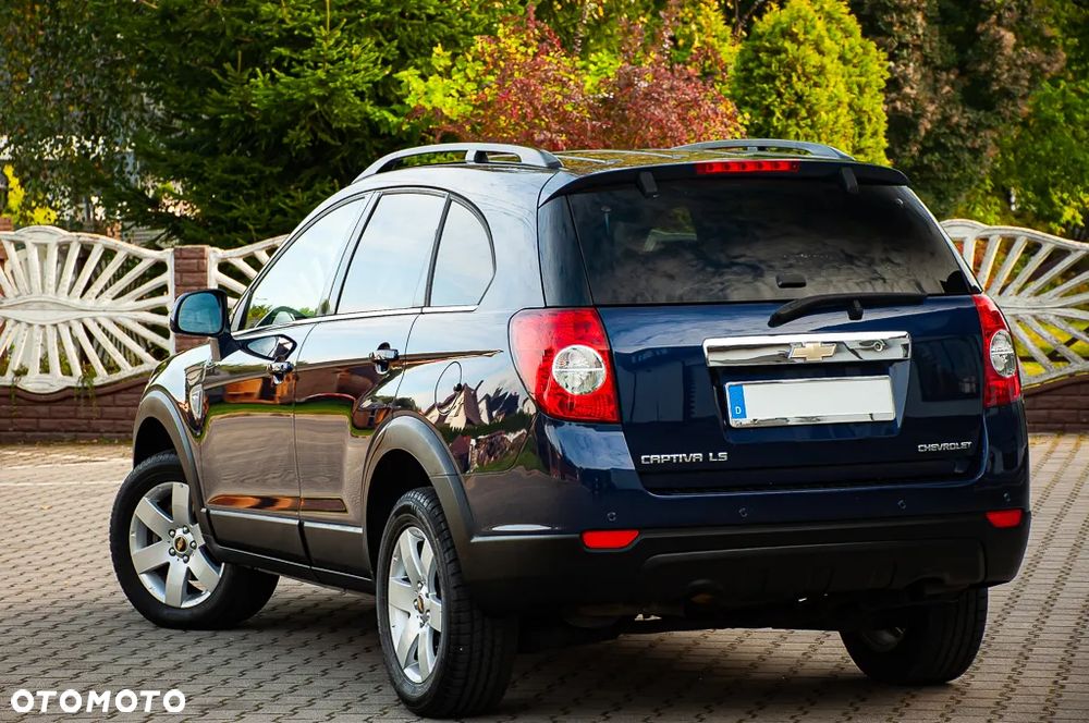 Chevrolet Captiva 2.0 2WD 7 Sitzer LS - 24