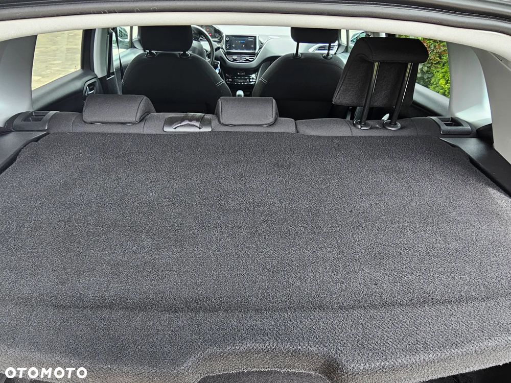 Peugeot 2008 PureTech 82 Style - 13
