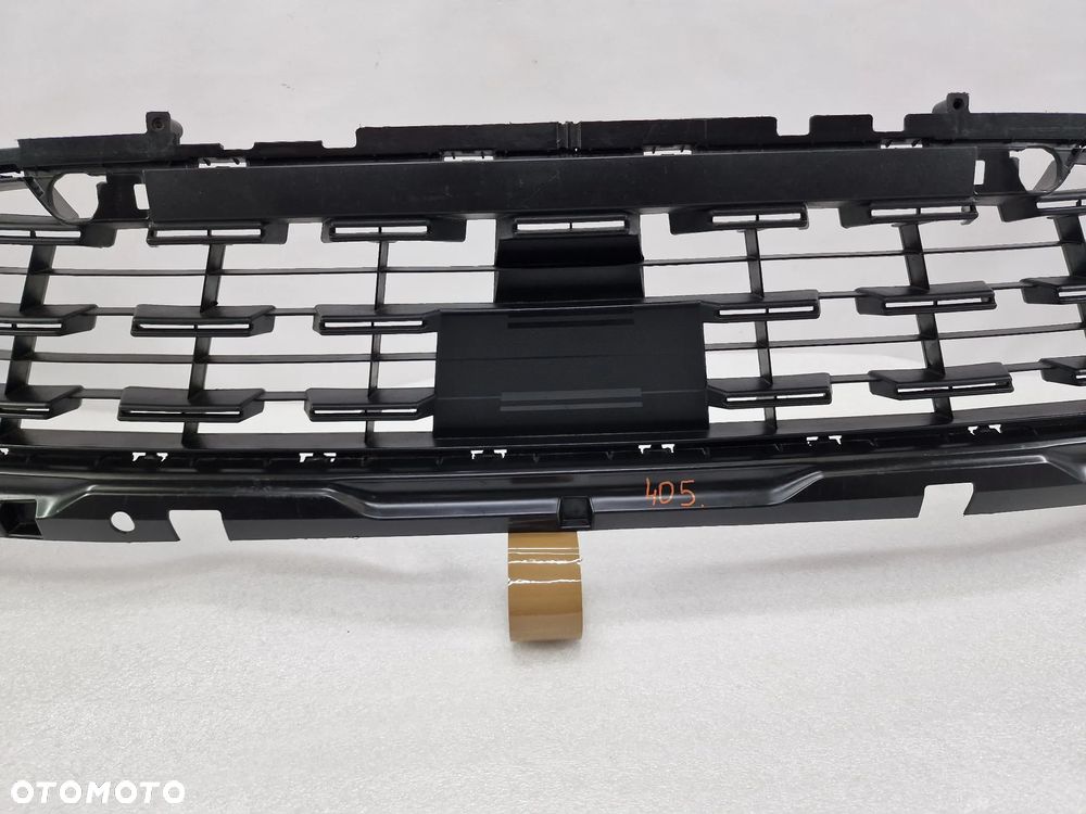 RENAULT CAPTUR II 19- KRATKA ŚRODKOWA ZDERZAKA PRZEDNIEGO PRZÓD / SPOJLER POD ZDERZAK PRZEDNI PRZÓD , NR 620260503R , NR AUKCJI KR405 - 8